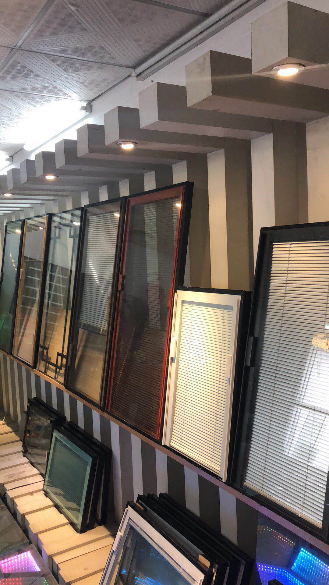 5+19A+5 Insulated Blinds Glass—The "Invisible Guardian" of Smart Architecture