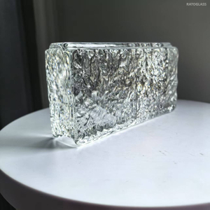 Hot Sales Ice Crystal Glass Bricks Indoor Outdoor Decorative Glass Brick Hot Melt Glass Blocks for Wall Partition Home Building