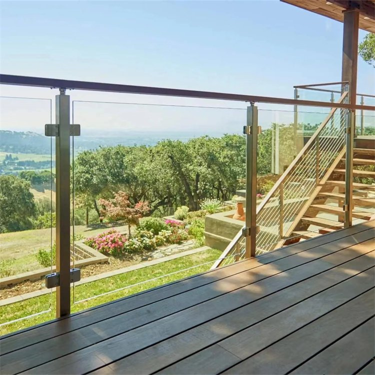 Ultra-clear tempered glass balcony railing for high-rise building