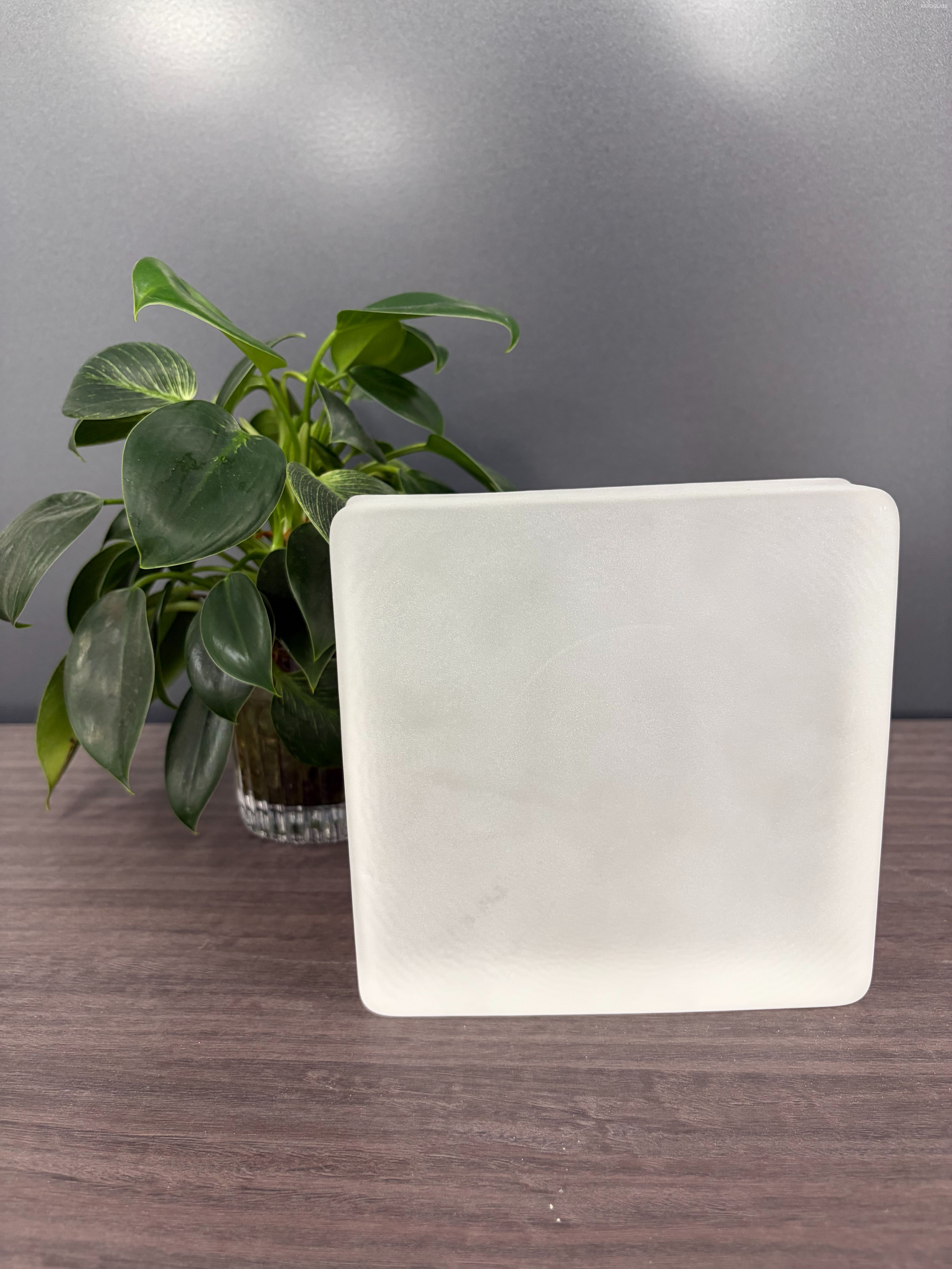 Frosted Glass Brick Home Interior Decorative Colored Solid Glass Brick 150x150x50mm Hot-melt Glass Wall Bricks for Building 