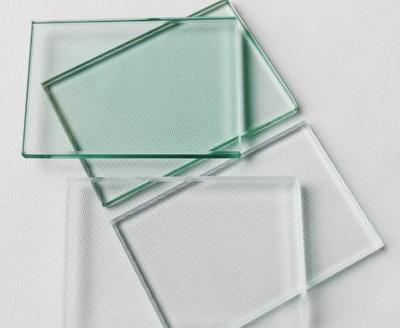 What Is The Difference betweern Clear Glass And Ultra-clear Glass?