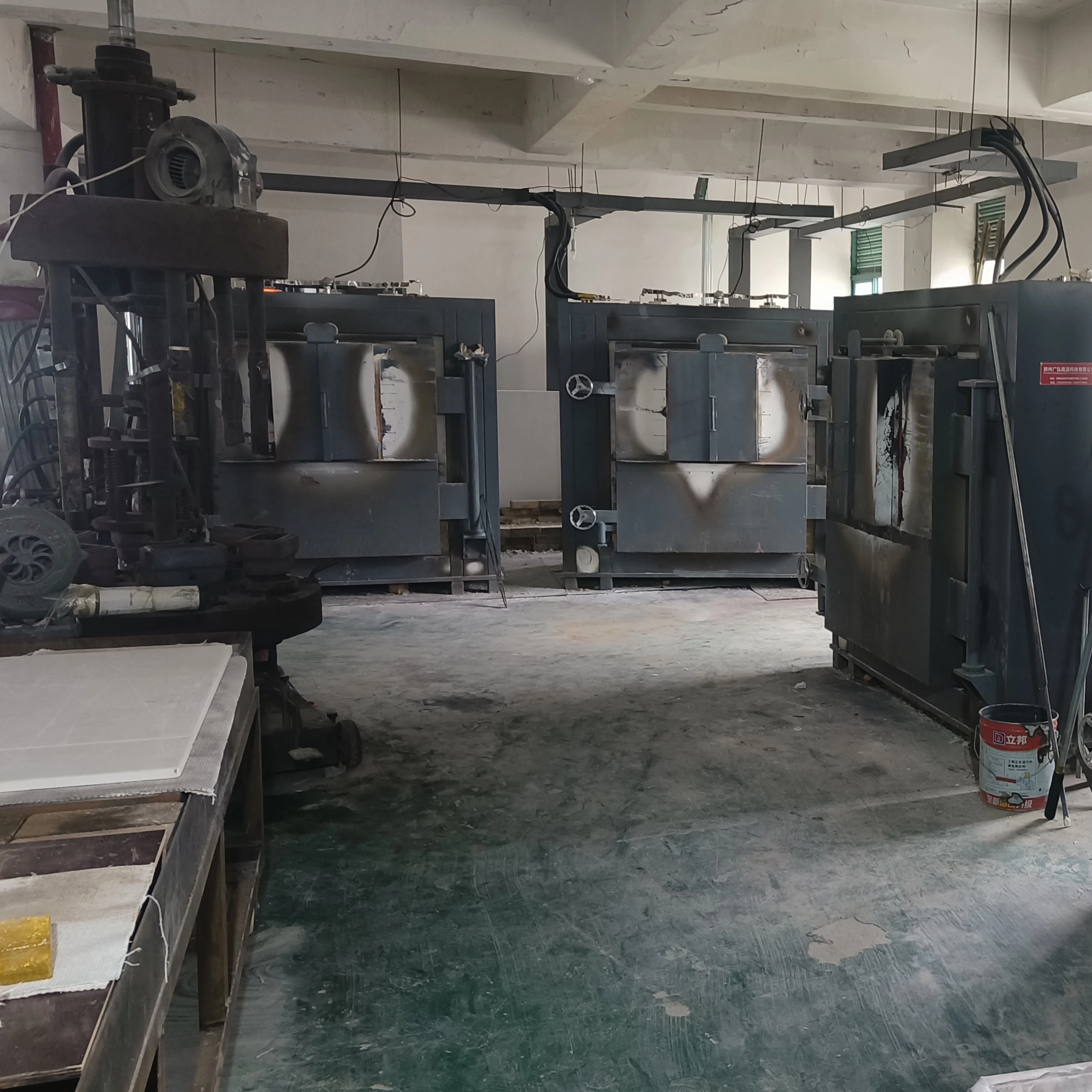 glass brick manufacture