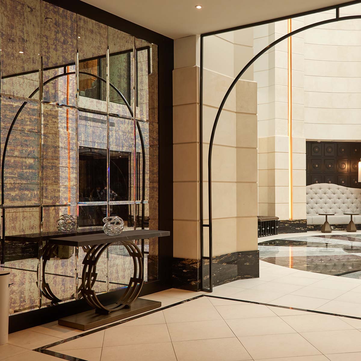 commercial mirror supplier