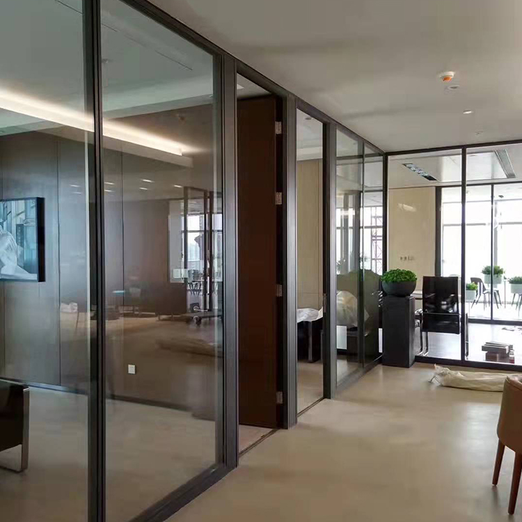 Fire partition wall with door to Thailand