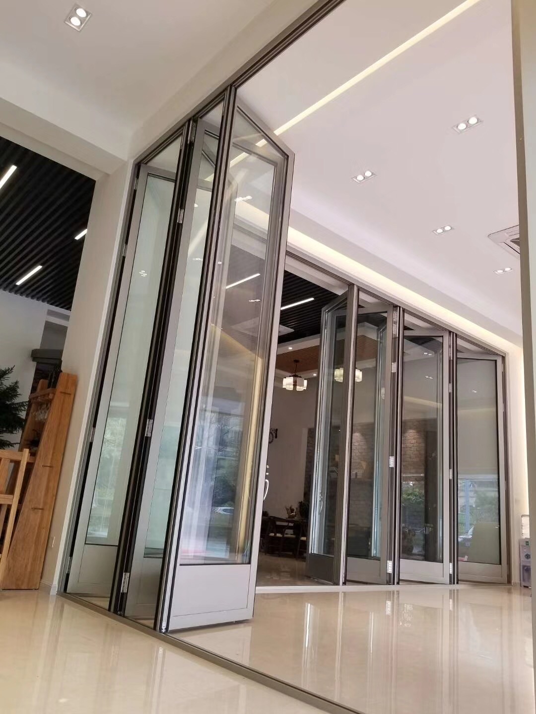 folding aluminum doors